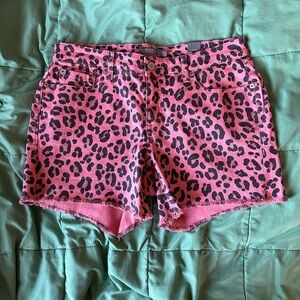 Torrid leopard print shorts